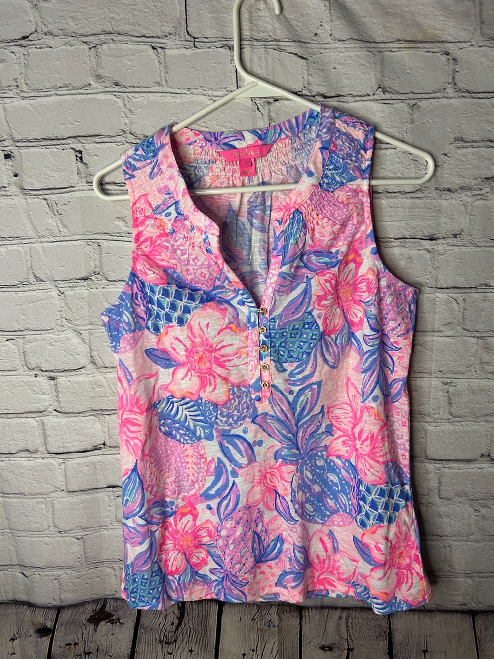 Lilly Pulitzer Essie floral pineapple printed tank/tunic cotton size small.